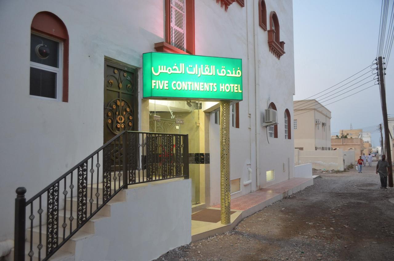 Five Continents Hotel เซอ ภายนอก รูปภาพ