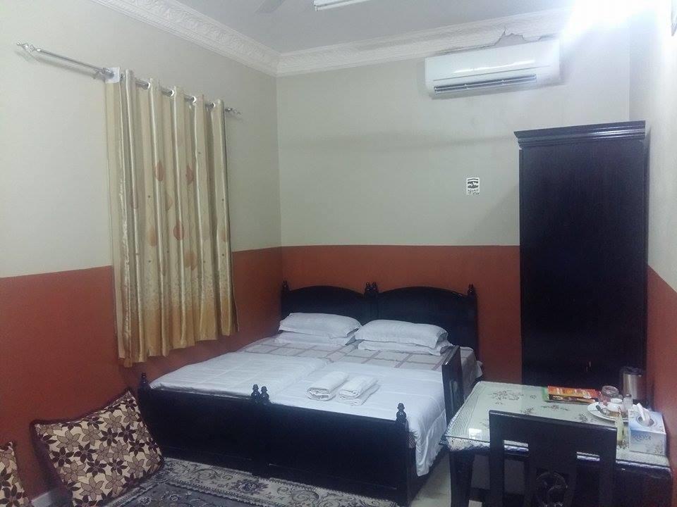Five Continents Hotel เซอ ภายนอก รูปภาพ